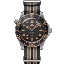 OMEGA Seamaster Diver 300M - Goldfinger