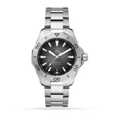 TAG Heuer Aquaracer Professional 200 - Goldfinger