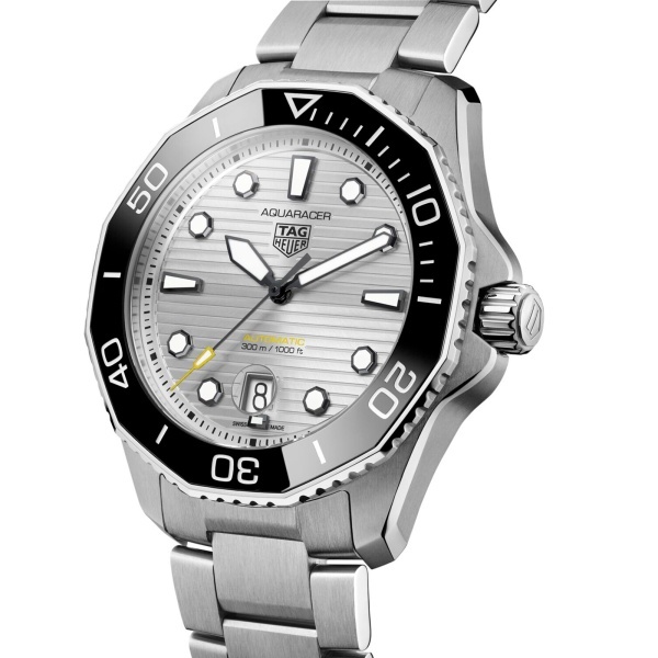 TAG Heuer Aquaracer Professional 300 - Goldfinger