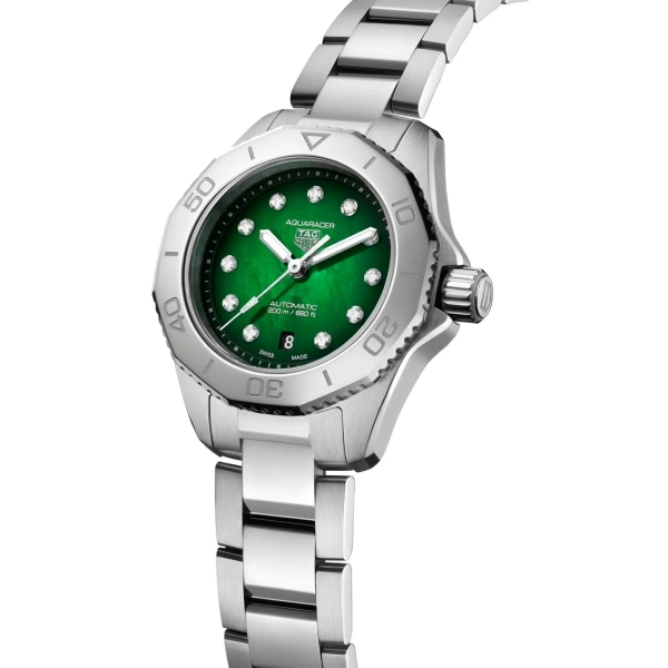 TAG Heuer Aquaracer Professional 200 - Goldfinger