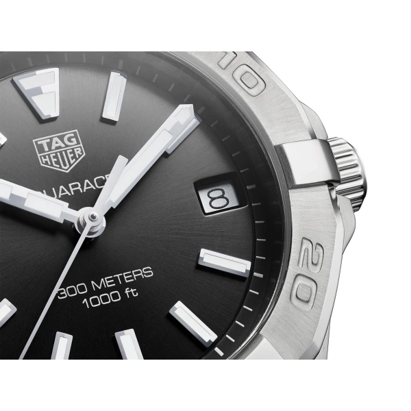 TAG Heuer Aquaracer - Goldfinger