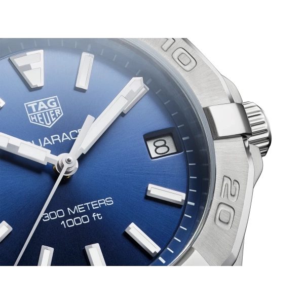 TAG Heuer Aquaracer - Goldfinger