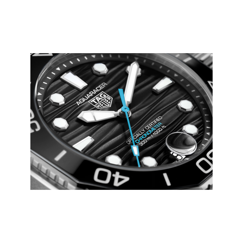 TAG Heuer Aquaracer Professional 300 Date - Goldfinger