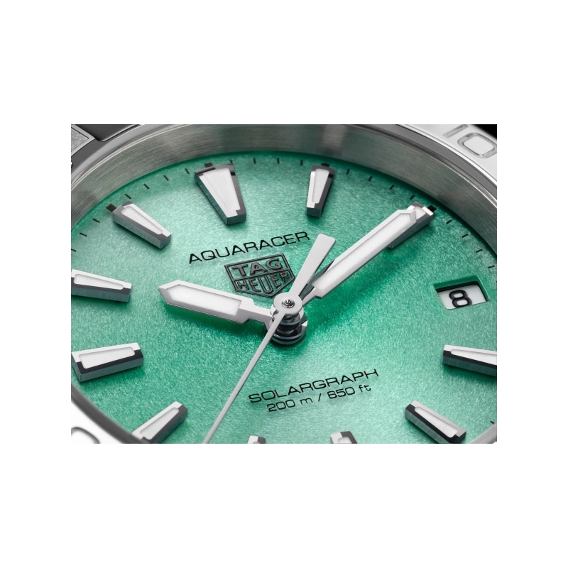 TAG Heuer Aquaracer Professional 200 Solargraph - Goldfinger