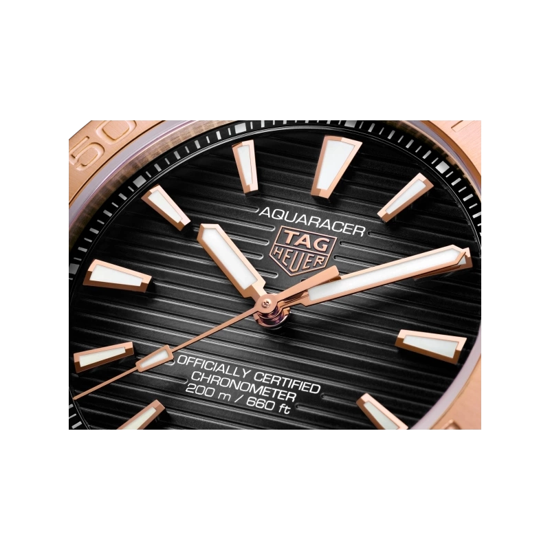 TAG Heuer Aquaracer Professional 200 Date - Goldfinger